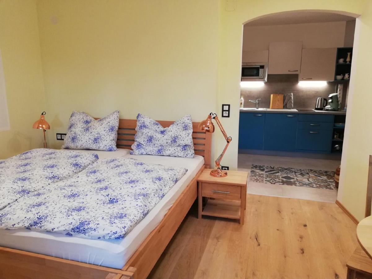 Haus Monti Ξενοδοχείο Maria Lanzendorf Εξωτερικό φωτογραφία