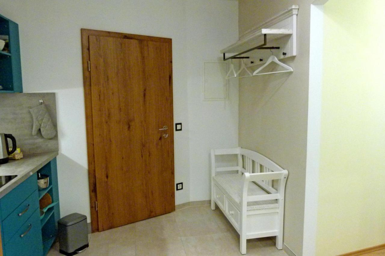 Haus Monti Ξενοδοχείο Maria Lanzendorf Εξωτερικό φωτογραφία